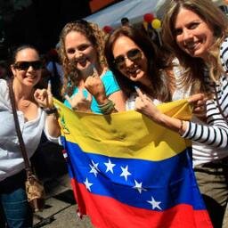 Mujer. Venezolana. Abogado