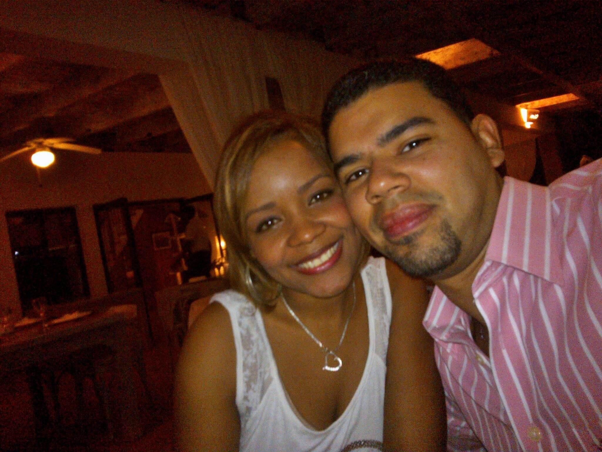 frncscrosario's profile picture. Un joven aún, en busca de información valiosa, tanto para consumo propio como para compartir con aquellos que anhelan crecimiento personal y profesional.