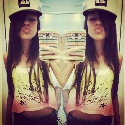 Sou meiga me segue porra :) https://t.co/7SUOYyri7W