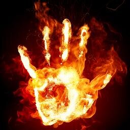 TinkerBellSwaag's profile picture. #teamiphone