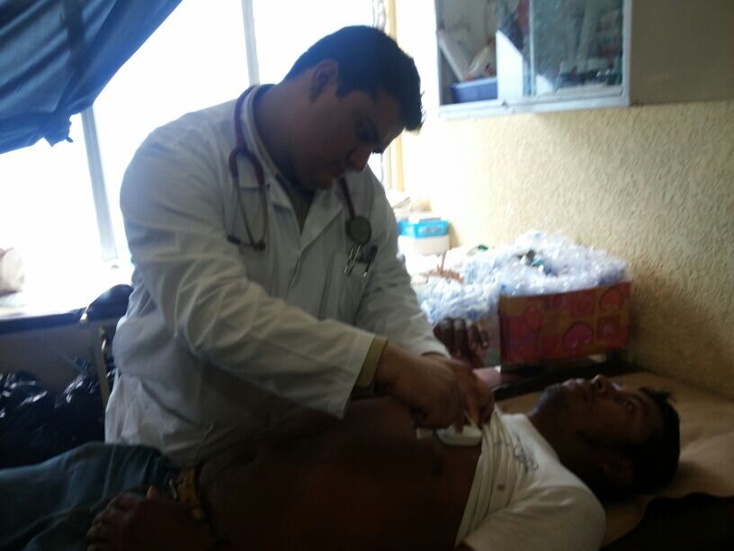 Debe el Médico Ancestral, estar alerta a la felicidad, y dispuesto al bienestar, pues es en su interior donde se gesta la salud, y no en sus preparados.
