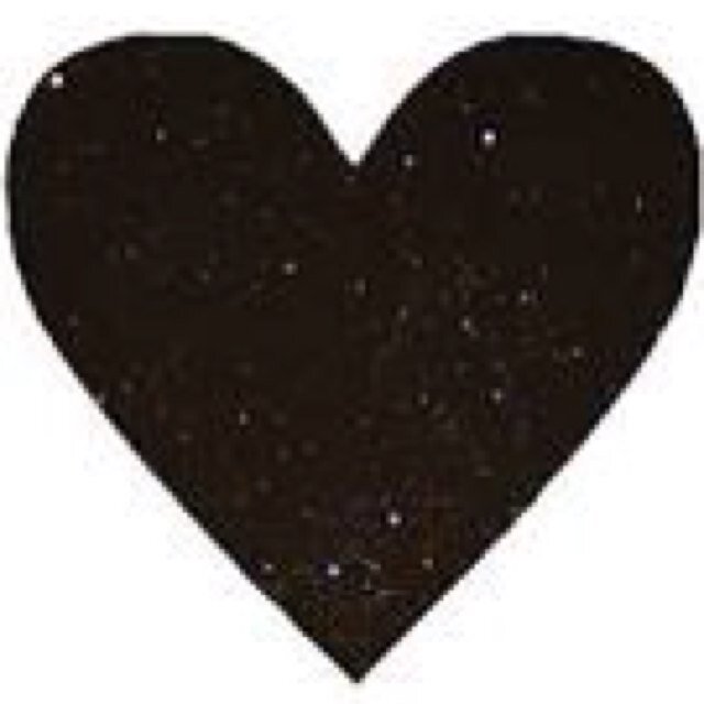 @mullinblow loves you.... alot :o)