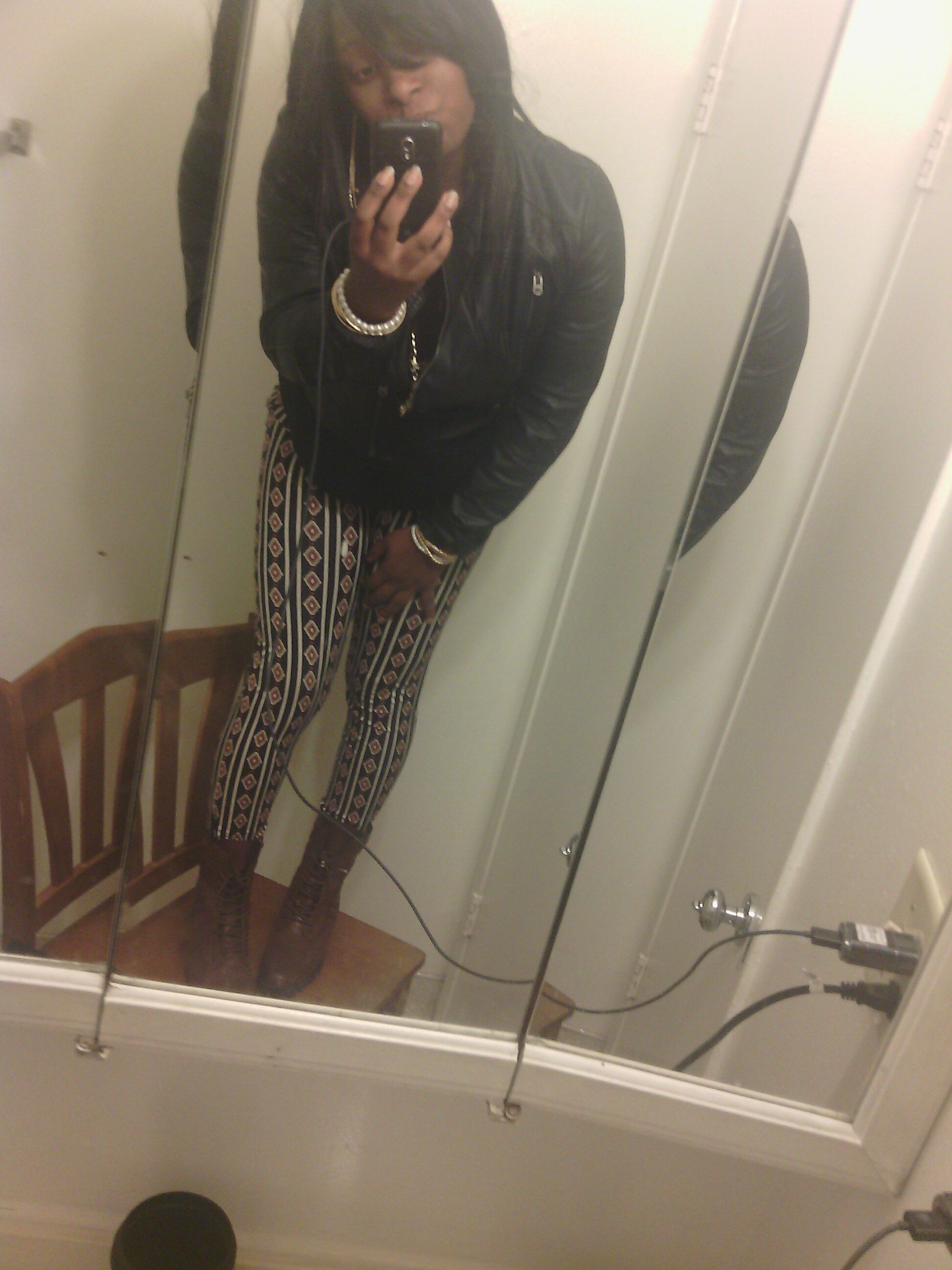 JuS mE aN dAddY TeLl ThE eNd
