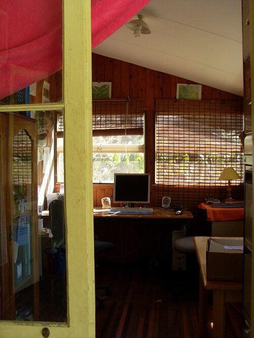 Grass roots Accommodation in the Noosa hinterland sunshine Coast. Short to long term.