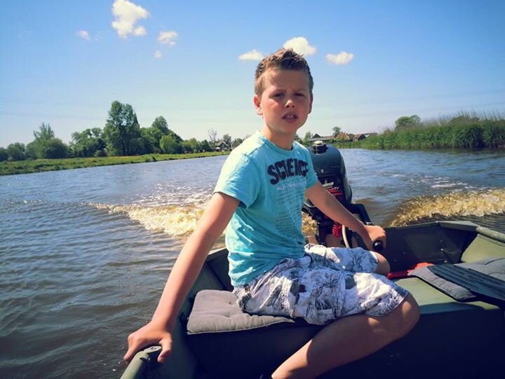 instagram gielhogeterp - pcc oosterhout 1f -                                                     heei Giel, houvanjee xx je zus @_Anoukieeex