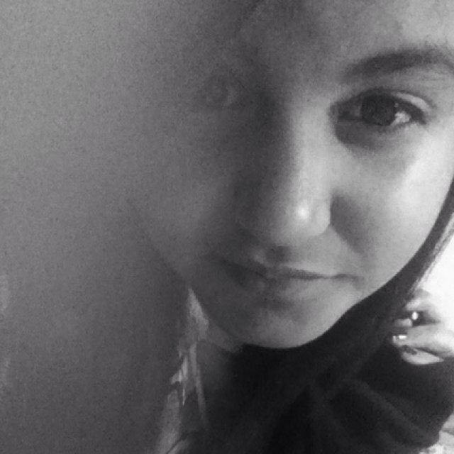 kkluvsyah's profile picture. •~•~•~5SOS•~•~•ATL~•~•~FIR•~•BOTDF~•~•~Panic At The Disco~•~•Paramore~•~•