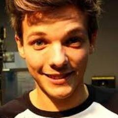 im sam ,im 10 and i love 1d (stay with me cause im quite quick and 5 6 7 8)