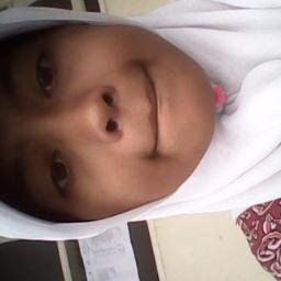 ekaputri_dessy's profile picture. i'm twibi and cliquertz cherbond ....