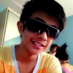 Follow My Fb Acc :**https://t.co/lqXzpCVnDm / https://t.co/ByYEUROfO2 .! :) Simpleng Smile mo mahal na kita 33