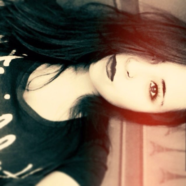 Instagram: @mayaras_