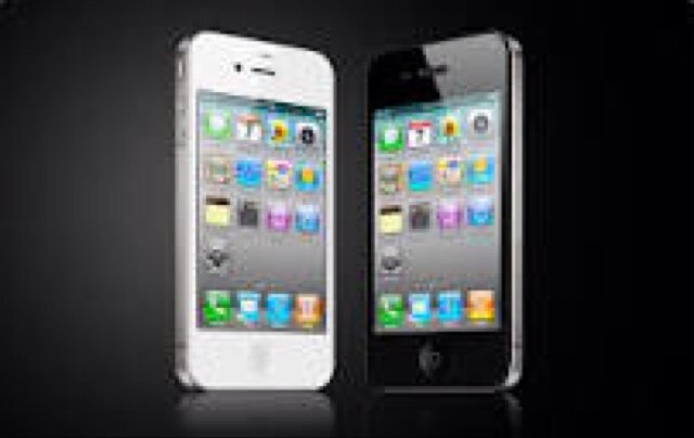 Cheap and quick iPhone 4/4s screen repairs