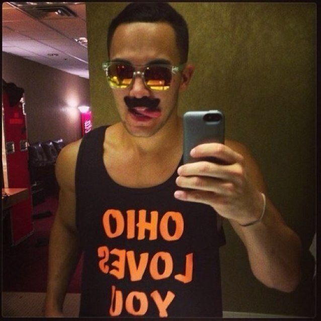 penafake's profile picture. I guess you could say 'forever alone'. || Single, Bi.