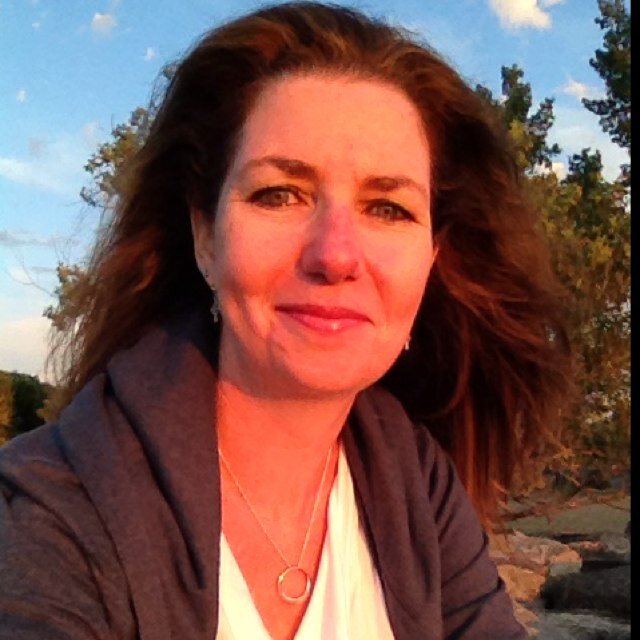 Mom to 3 great kids, a loyal friend who sees the magic in laughter & sunshine on the darkest mornings. Opinions are my own.
Ottawa, Canada