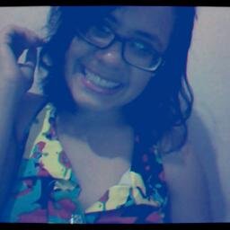Se não desse errado não seria eu (..) E essa mania de lembrar de tudo feito um gravador.. ♫♪ Deus,Handball,HJ,PJO,THG. *----*