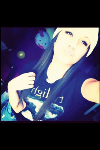 I'm directioner ♥go follow  @liamxwolfee :D