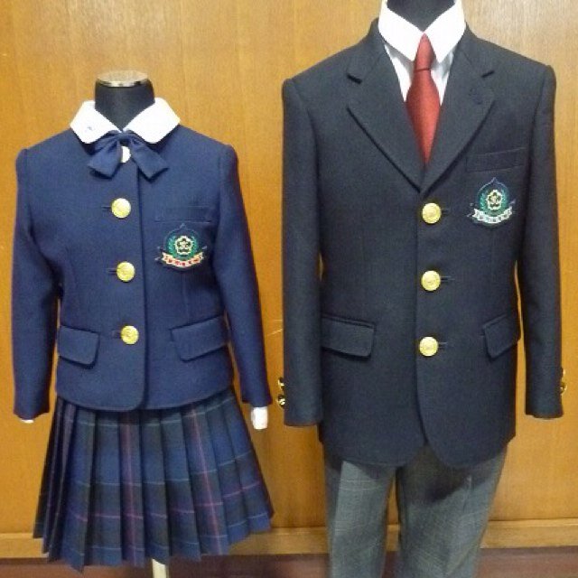 熊本中央高等学校制服画像