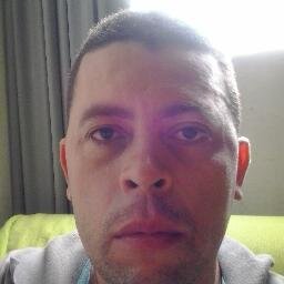 SOU UM  CARA DE BEM COM A VIDA , GOSTO DE CONVERSAS SADIA , SOU EXTROVERTIDO, CREIO NUM DEUS VIVO  , MORO EM ARAÇATUBA SP -BRASIL  , SEJAM BEM-VIDOS