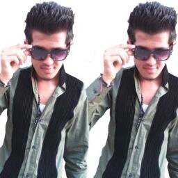 Alipyo3's profile picture. 