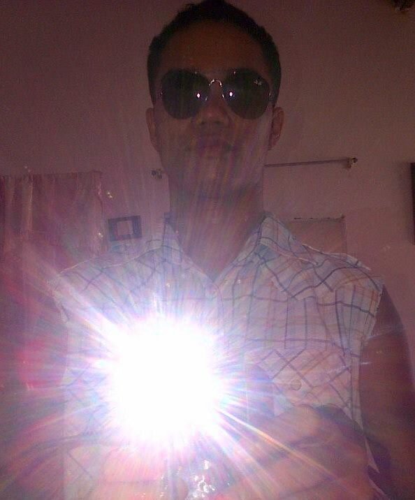 Nunca se sabe cual es el ultimo beso, la vida nos sorprende. Por eso, si vas a besar a quien amas, siempre hazlo con el alma? Suspirar es una forma de decir.Tu