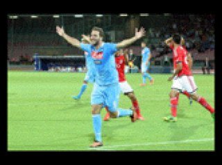 Twittatemi sono un ragazzo sportivo e tifo napoli