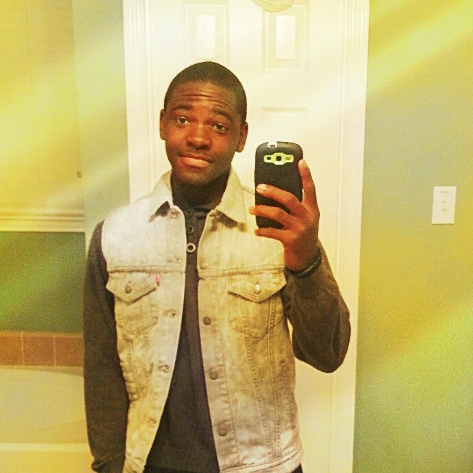 #TeamFollowBack follow me back i wont bite 