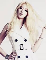 i'm @leeyounghyun07 i'm still the shadow of my stranger but i can't open my account ,follow me i'm still me