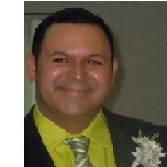 venezolano,dedicado al sector salud  democrata 100 %