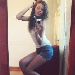 Amo bailar. Mi única meta es ser feliz♥  Sígueme y te sigo;)