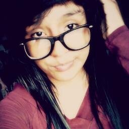 Estee es Mii mundO real !! :D meeee Faciinaa ell Rock amoo a Biil !! 3 3 simplementee Zoiii Yooo :D ^^