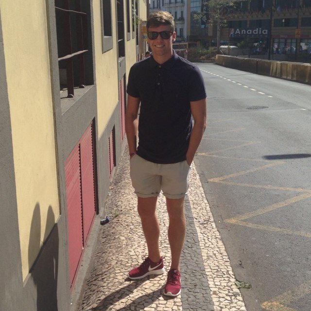 Official Twitter account of Jonny Roberts.
