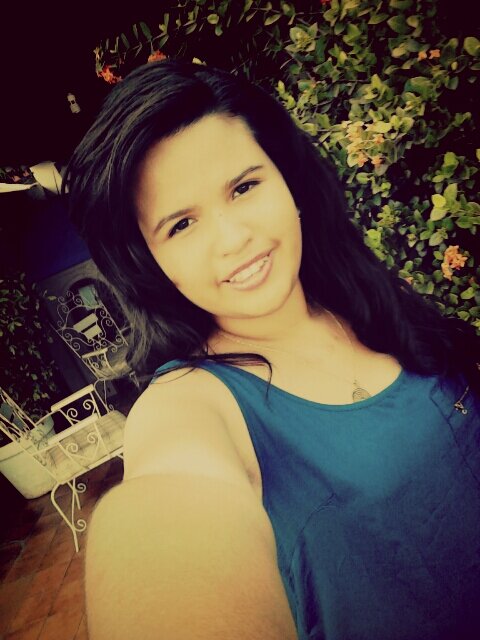 13.Venezolana ¡Directioner! ♥Sígueme,y te sigoo♥.