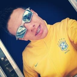 Humilde com os parçero e marrento pro Bico