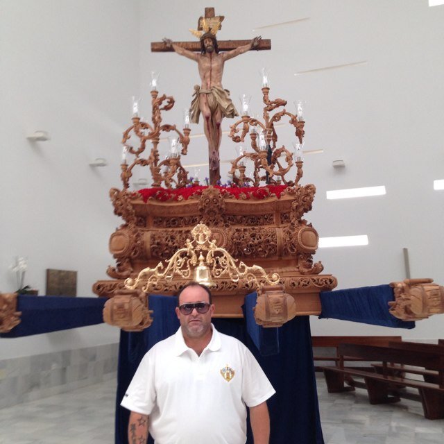 Trabajador d urbaser y delegado d bandas y encargado d las redes sociales d la Hermandad y Capataz del Stmo Cristo del Mar (El Puerto) Roquetas de Mar (Almeria)