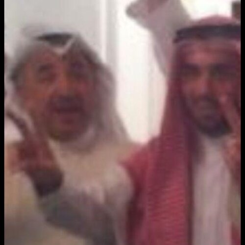 علي النقي يهاجم السلف و الاخوان و التكتل الشعبي

http://t.co/Gk5ZgAjZGj

حقيقة المدعو علي عباس النقي و بالادله بالمفضلة