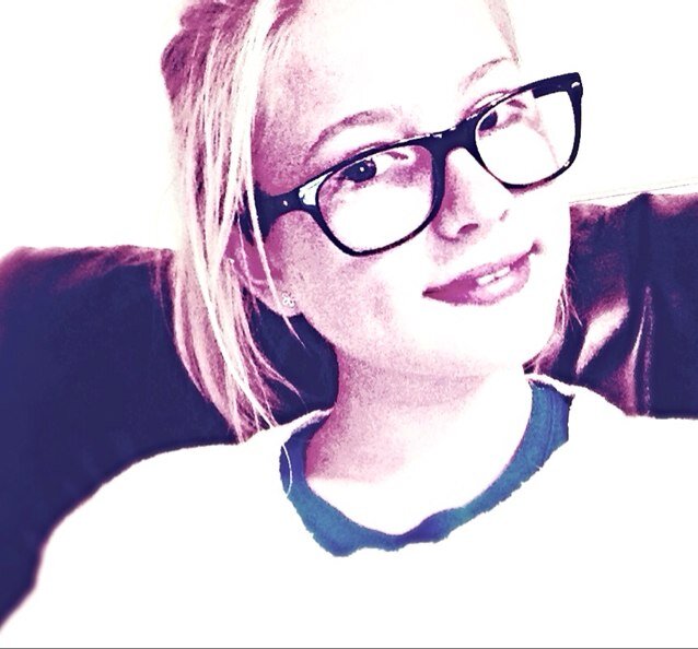 CaliHelbig's profile picture. If i was jay z you can be beyoncé we can rock the nation like they do and if i was divinchi you could be mona lisa paint a smile perfectly on you 3