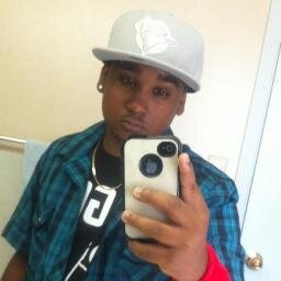 follow me and ill follow back;) IG:guyanesestarboy
February 27th  kik:guyanesestarboy