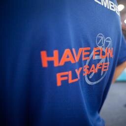 High Flyin' energy and fun on 3-D trampolines. Open jump, SkySlam, CageBall, DodgeBall, Foam Pit, SkyRobics, and plenty of fun! 
Fly with us!