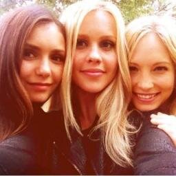 The Vampire Diaries fan, admirer of Kat Graham, Ian Somerhalder by supreme love and the Steven McQueen, too much love Nina Dobrev. Delena Forever 3