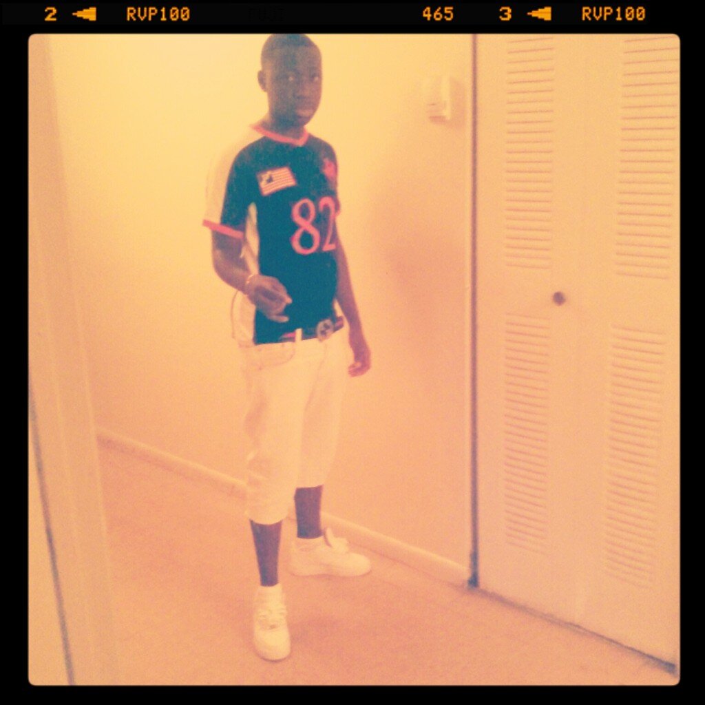 Follow da Team @2ndave_blackzoe @2ndave_stevo @2ndave_cheeze @2ndave_et @2ndave_chico @jt_savagee @beenhadracks and kik me @Zoe_Kidd_