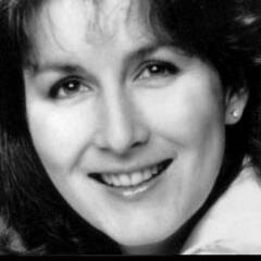 Christ breather, always in awe of Him. Author,Bethany House, Harold Shaw(now WaterBrook/Random House. Requested speaker Award winning artist