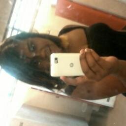 sou apenas uma pessoa que e de bem com a vida!!! nao tenho muitos seguidores mais espero que logo logo eu tenha ♥