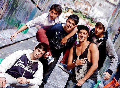 Heyy! Welcome to the new ultimate janoskians fan page where we keep you updated about them all the time! Follow follow follow!!
