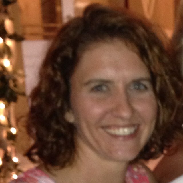 wife, mother of 3, teacher, coach, Cubs - Bulls - Blackhawks -Bears fan, golfer, follower of Christ, love my family