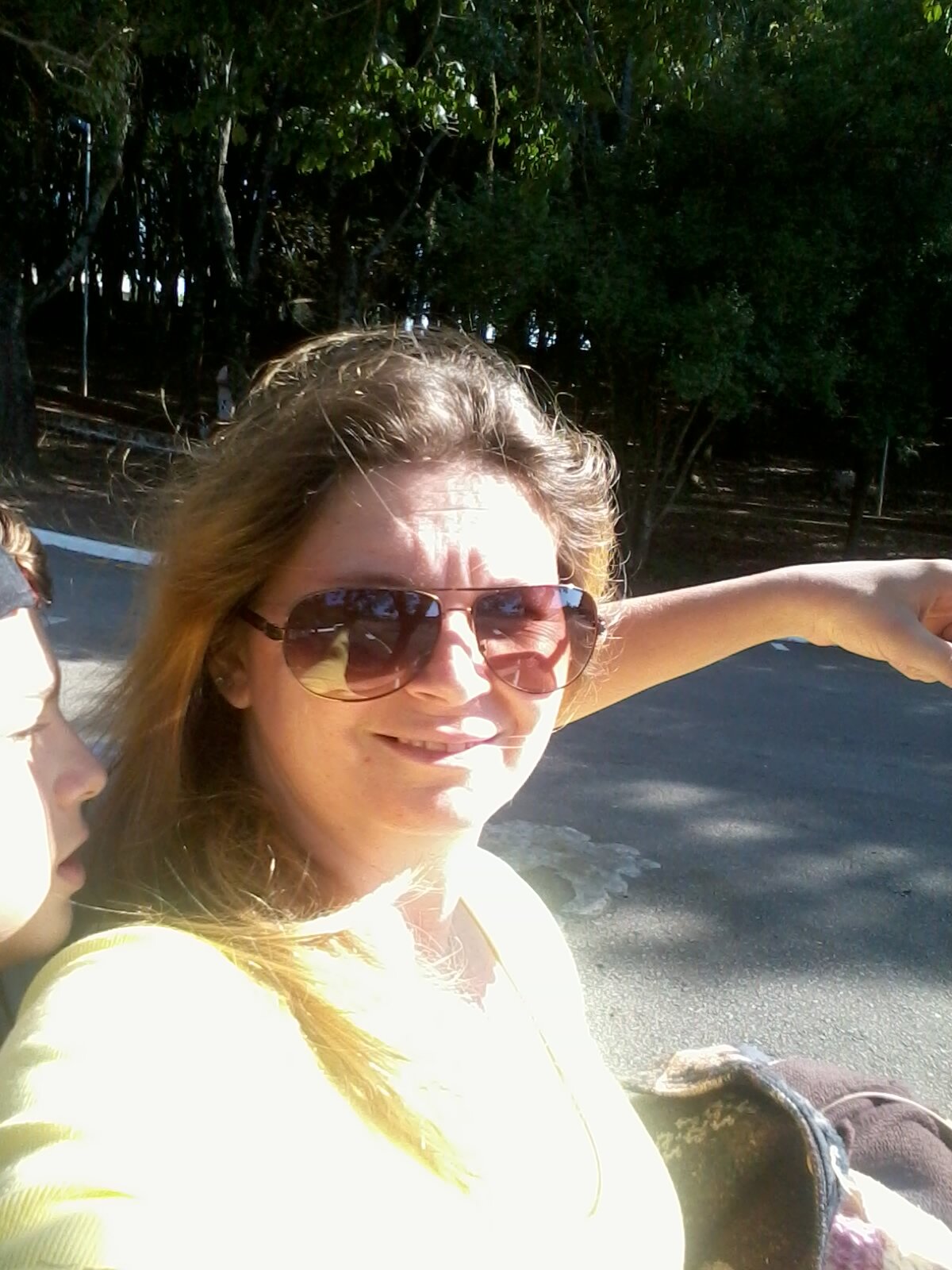 sou amiga, ouvinte, sou mulher, esposa, sou mae de 3 !, heroina....