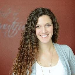 Owner of Sivan Photography & Studio Adorn!
*Capturing Life's Most Stunning Moments*

http://t.co/hCmelobN9C