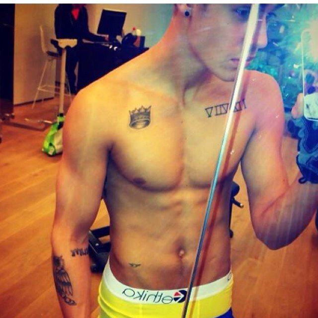 My idols are @justinbieber an @austinmahone an @ ddlovato an @arianagrande an @selenagomez. I LOVE THEM ALL