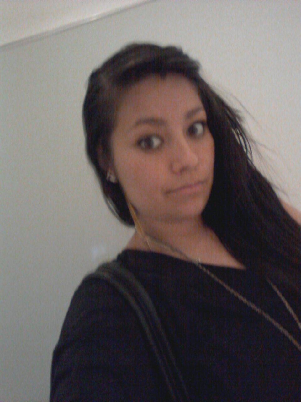 chef / pintora / ebria / exnovia / psicópata / malhablada / tripolar
**Se dice por ahí que soy más cabrona que bonita, ojalá ustedes supieran lo bonita soy...