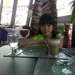 fans @Angel_Karundeng asal Manado ,juara ke 6 . @LoveAngelBRBS bersekolah di ESSDUNA..@leha_soniq_cjr  ,@RinaLovely3  ,@FitraS___