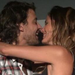 ♥No me importa nada mas,pase lo que pase,piensen lo que piensen, yo AMO y no voy a dejar de AMAR a Paula Chaves&Pedro Alfonso; Son mis IDOLOS Se aman y los amo♥