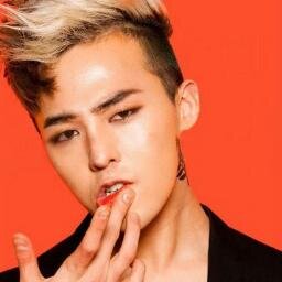 ` ↷ ✩ verified jailed acc @ps_GDragon of @paperstarsrp